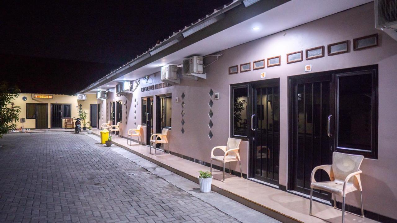 Sitiinggil Guest House Syariah Tegal  Exterior foto
